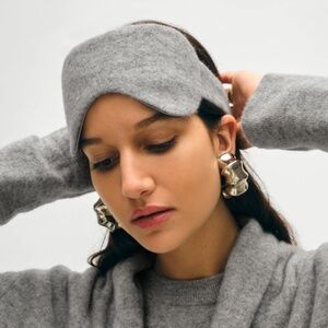 White + Warren Cashmere Eye Mask